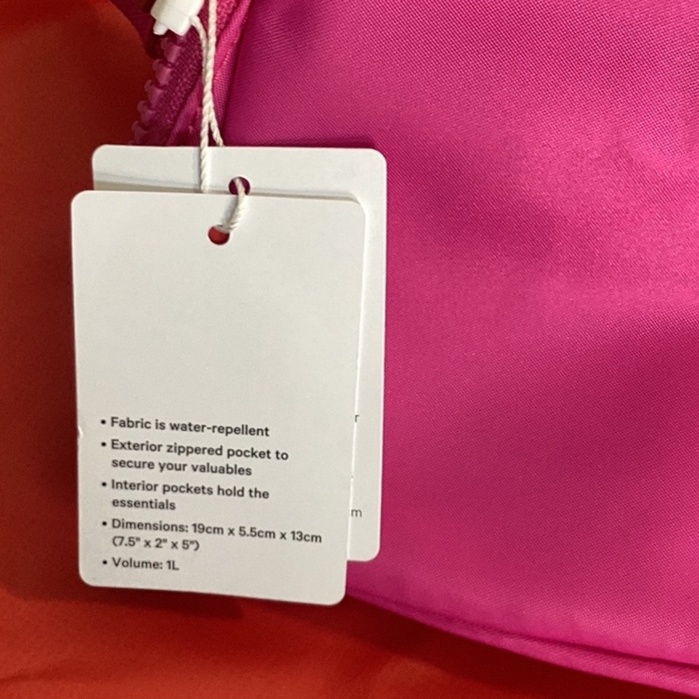 Lululemon everywhere belt bag - Picture 7 of 8